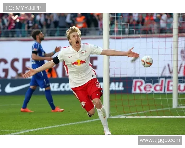 西甲激战曼联与莱比锡互交白卷门将神扑成比赛焦点分析