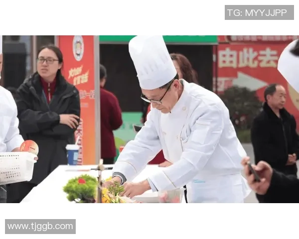 姚明挑战美食大赛亲自下厨制作创意菜品引发热议