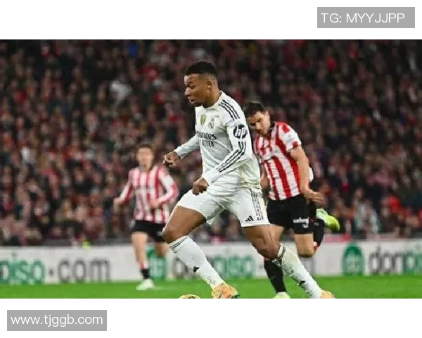 德甲精彩对决皇马大胜拜仁乌龙球引发全场热潮与十大经典进球回顾