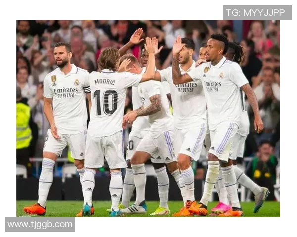 中超激战皇马逆转曼城精彩瞬间全场沸腾数据分析揭示胜负关键 中超激战皇马逆转曼城精彩瞬间全场沸腾数据分析揭示胜负关键