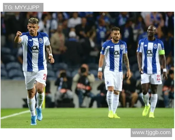 意甲历史冷门本菲卡大胜曼城红牌事件引发全场热议 意甲历史冷门本菲卡大胜曼城红牌事件引发全场热议