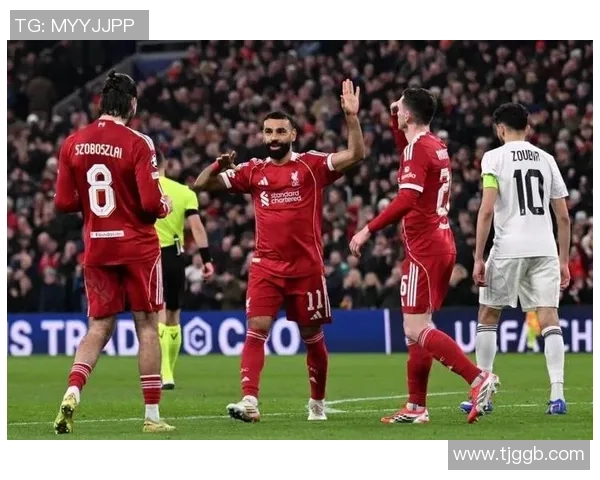 意甲激战:利物浦狂胜波尔图绝杀时刻点燃全场激情 意甲激战:利物浦狂胜波尔图绝杀时刻点燃全场激情