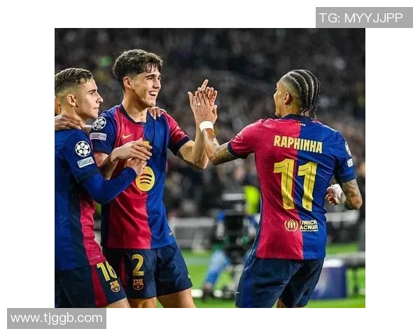 意甲大战：尤文图斯狂胜巴萨五球惨败背后的战术解析与反思